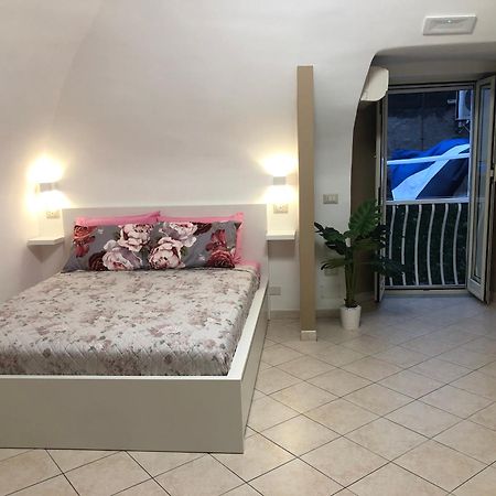 דירות נאפולי La Casa Di Ludovica מראה חיצוני תמונה